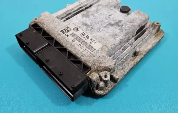 Skoda Octavia Mk2 (1Z) Engine control unit/module ECU 03G906016K IMPRK1372491
