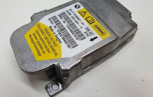 BMW 5 E60 E61 Airbag control unit/module 9160557 65779160557 2204431