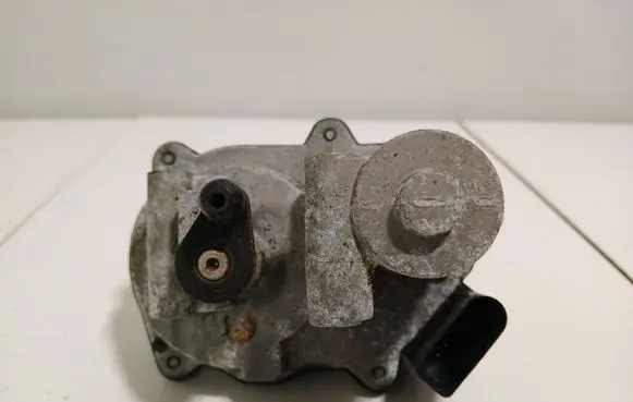 Audi A4 S4 B8 8K Intake manifold valve actuator/motor 03L129086