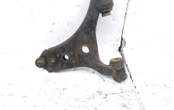 Mercedes-Benz B W245 Front lower control arm/wishbone