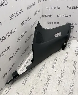 Mercedes-Benz GLC X253 C253 (D)pillar trim (top) A2536902025