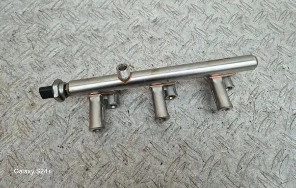 Peugeot 2008 II Fuel main line pipe 9812191080 9811353880