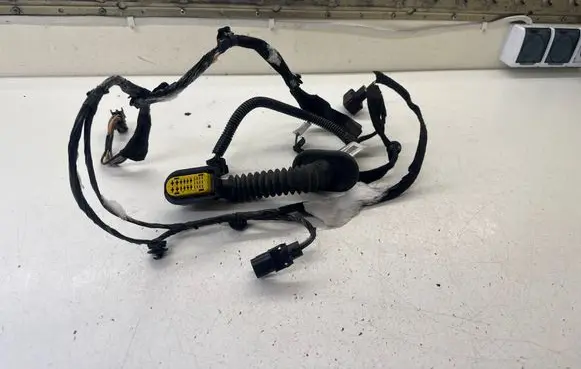 Opel Vivaro Front door wiring loom 93858817 8200621567