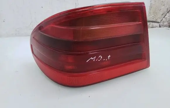 Mercedes-Benz E W210 Rear/tail lights