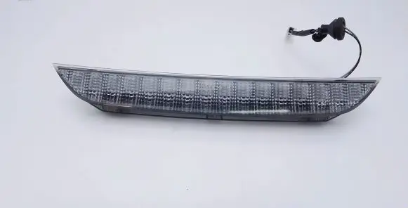 Mitsubishi Outlander Third/center stoplight P5631