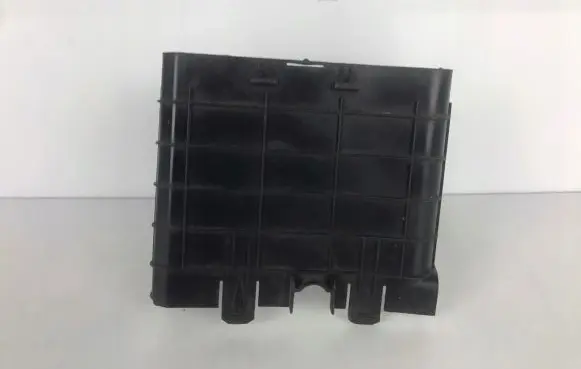 Audi A3 S3 8P Battery box tray cover/lid 1K0915335C