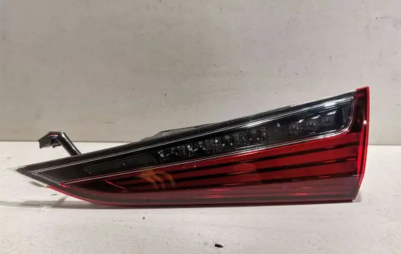 Lexus ES VII XZ10 Tailgate rear/tail lights 8158033470