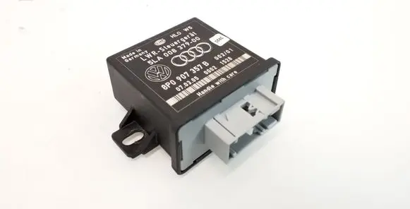 Audi A4 S4 B7 8E 8H Light module LCM 8P0907357B 5LA00837900