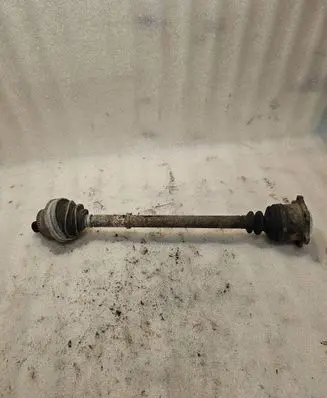 Audi A8 S8 D2 4D Front driveshaft