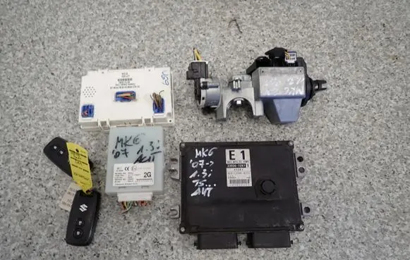 Suzuki Swift Cultus Other control units/modules