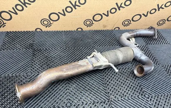 Chrysler Pacifica Exhaust flexible connection