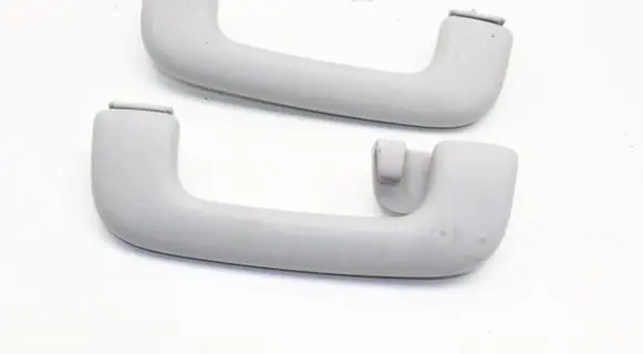 Hyundai Kona II A set of handles for the ceiling 
