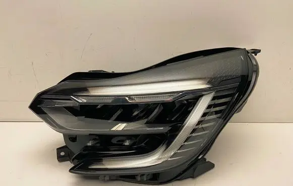 Renault Captur II Headlight/headlamp 260600666R 01393031