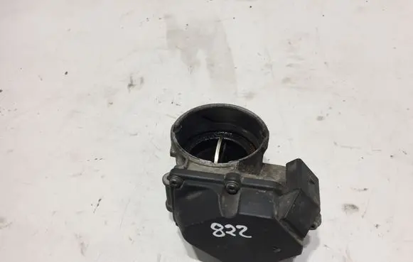 Volkswagen PASSAT B6 Throttle valve 03G128063A