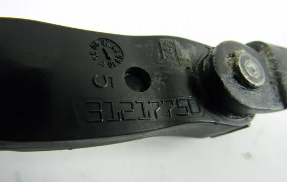 Volvo S40 Front door check strap stopper 31217750