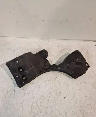 Toyota Prius (XW30) Other under body part 5762747010