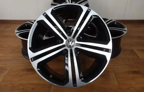 Volkswagen Touareg II R21 alloy rim 