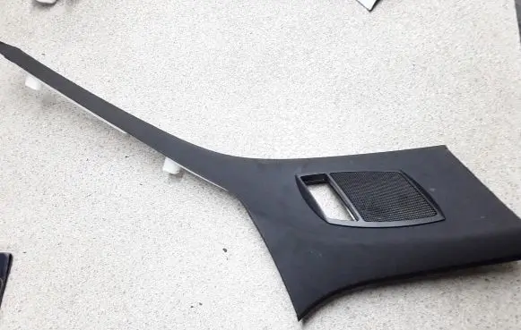 Mercedes-Benz C W204 (C) pillar trim A2048205902 A2046908525