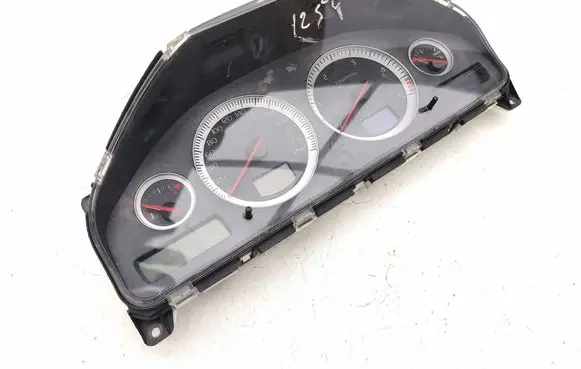 Volvo XC90 Speedometer (instrument cluster) 8602759 30765611 8673268