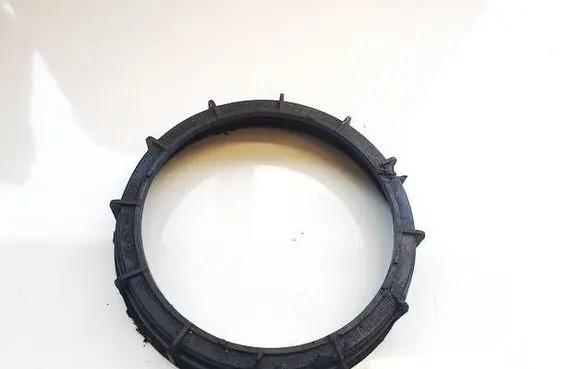 Dacia Sandero In tank fuel pump screw locking ring/nut 8200183136