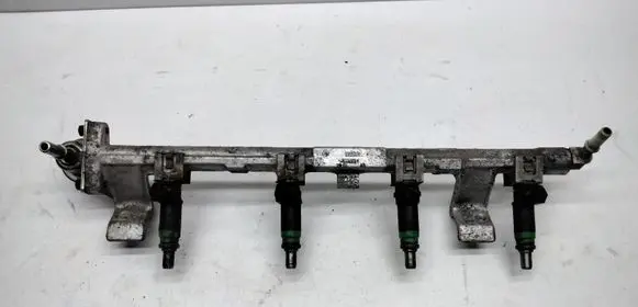 Mazda 2 Fuel main line pipe 9D2809H487