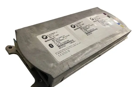 BMW 5 E60 E61 Bluetooth control unit module 9205930 84109205930