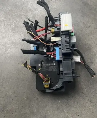 Mercedes-Benz E A207 SAM control unit A2129005401 2129005401 5DK00962018