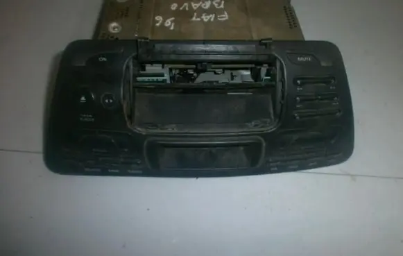 Fiat Bravo - Brava Radio/CD/DVD/GPS head unit fa0925t1502651 91827981