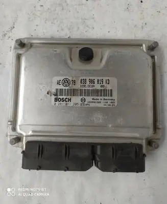 Volkswagen Golf IV Engine control unit/module 038906019KD 0281011205