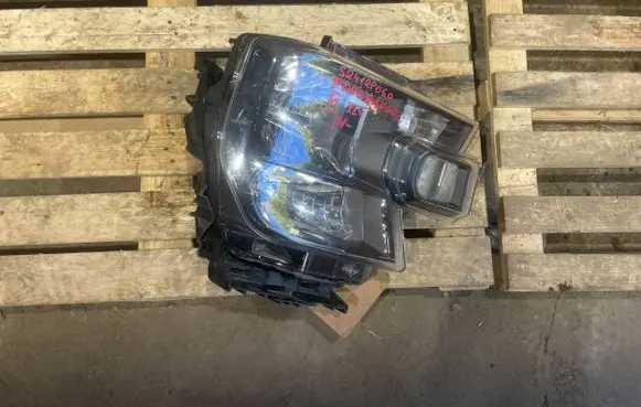 Ford Ranger IV Headlight/headlamp N1WB-13W029-NB S2412P060