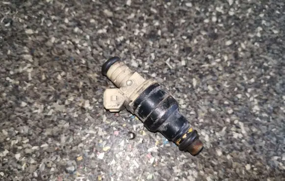 Rover 414 - 416 - 420 Fuel injectors set 0280150749