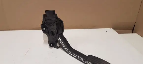 Jaguar XF X250 Accelerator throttle pedal 9X239F832BA 6PV00969803