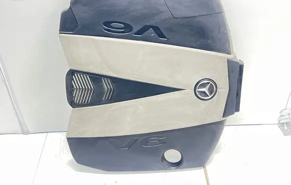 Engine cover (trim)