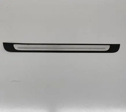 Front sill trim cover