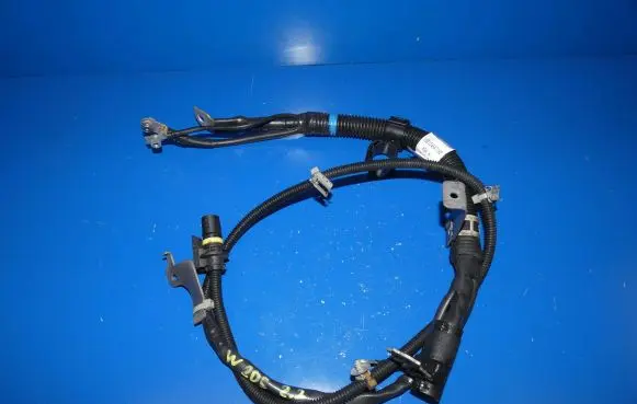 Mercedes-Benz C W205 Wires (starter motor) A2055403103 07042014 ZGS100QQ004