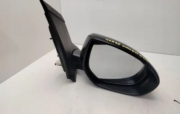 Mazda 2 Front door electric wing mirror 