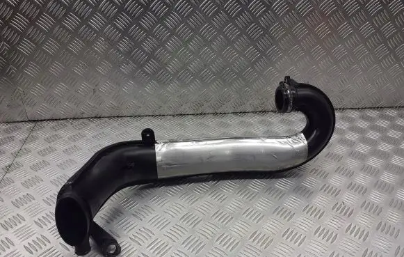 Citroen Berlingo Air intake hose/pipe 9637306580
