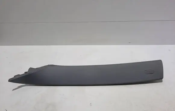 Volkswagen Touareg I Front door trim bar 7L6867233