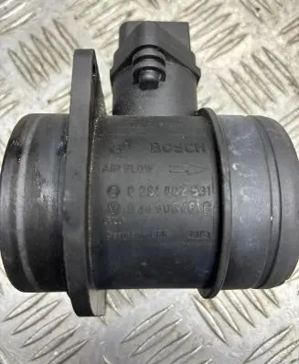 Volkswagen Touran I Mass air flow meter 0281002531 038906461B