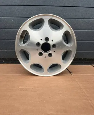 Mercedes-Benz E W124 R15 alloy rim 1244011902