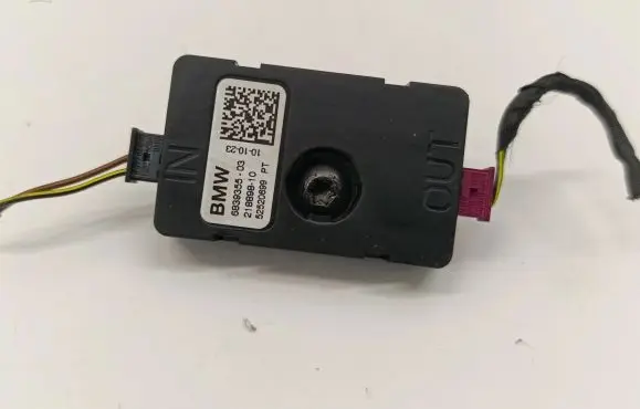 BMW 2 F44 Aerial antenna amplifier 6839355