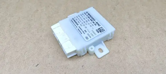 Mercedes-Benz C W204 Parking PDC control unit/module A2049009004
