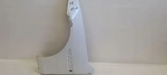 Jaguar XE Fender