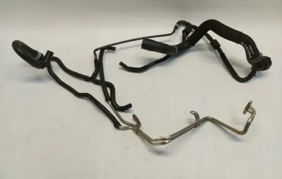 Cupra Formentor Engine coolant pipe/hose 5Q0122101EN