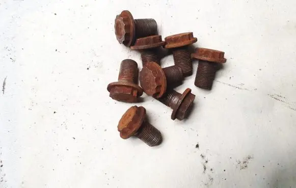 Honda FR-V Nuts/bolts 
