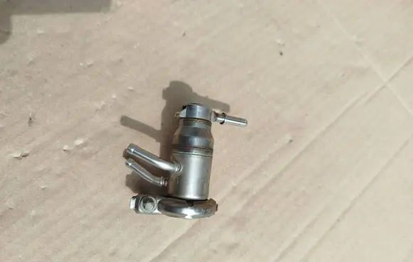 Mercedes-Benz E W213 AdBlue injector A0004901613
