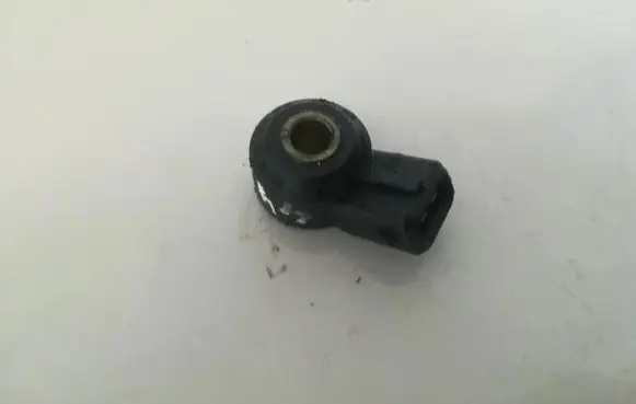 Mercedes-Benz SLK R170 Detonation knock sensor a0031538928 ks0001