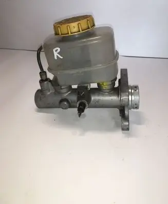 Nissan Patrol Y61 Master brake cylinder