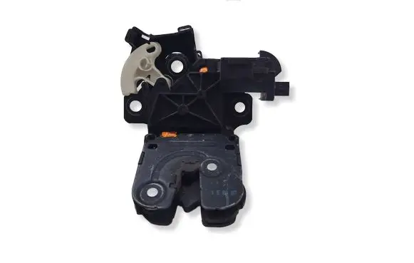 Audi Q7 4L Tailgate/trunk/boot lock/catch/latch 8P4827505C