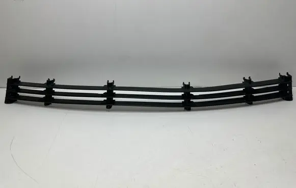 BMW 7 E38 Front bumper lower grill 51118125325